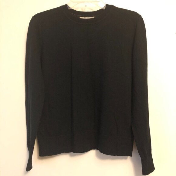 Everlane Sweaters - Everlane Black Organic Cotton Sweater Size Small